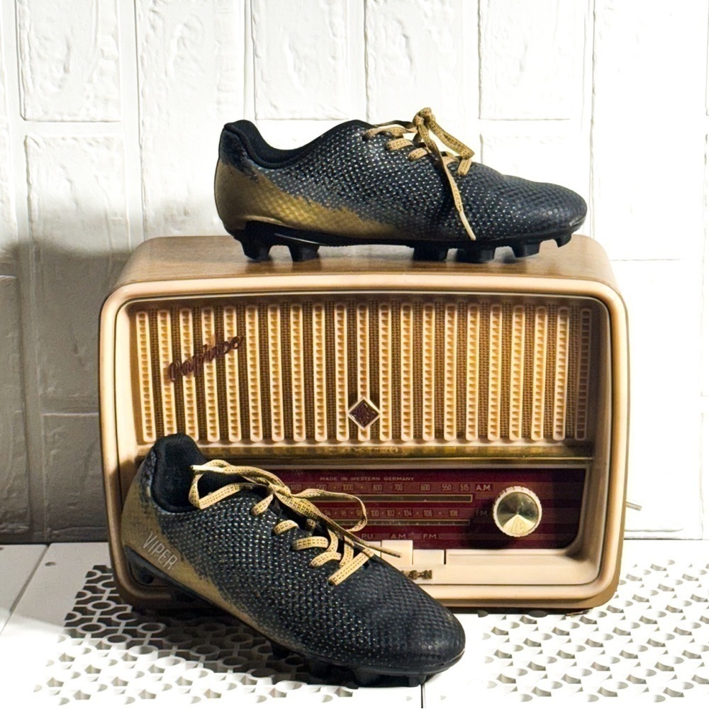 DSG Kids' Soccer Cleats size 2.5